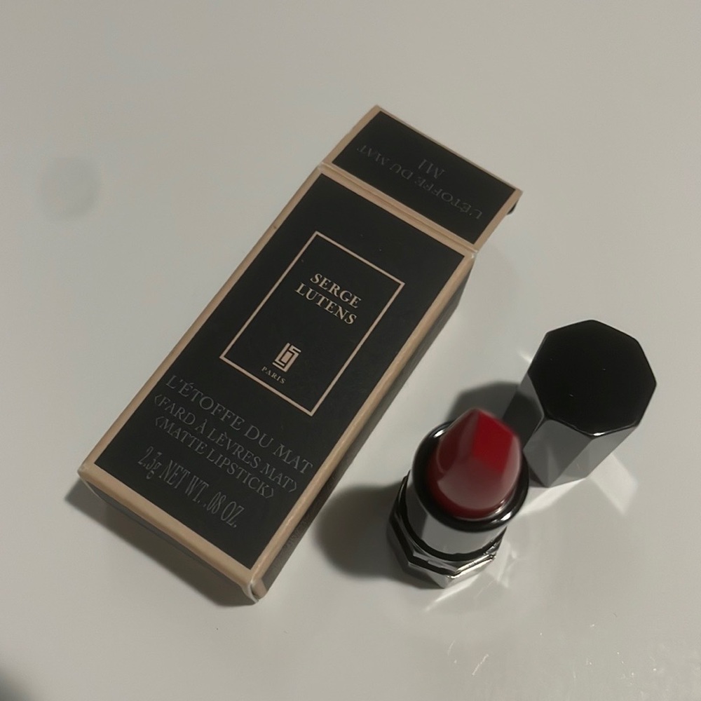 Serge Lutens - Picture 2 of 2